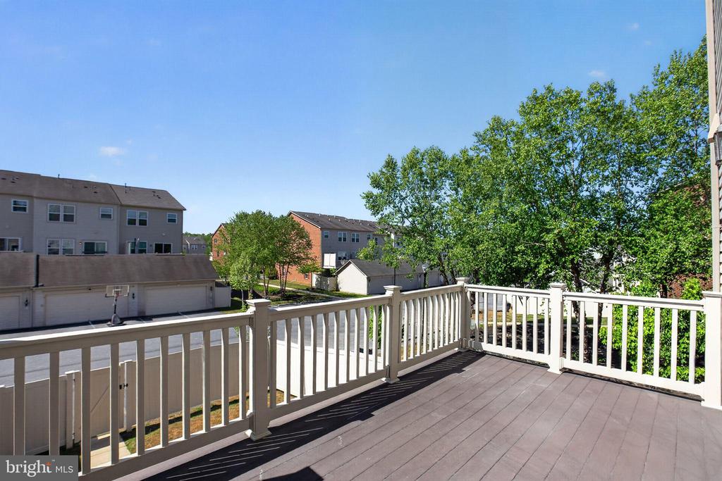 5413 DOUBLEDAY LANE
