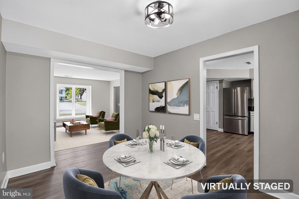 2421 YORK COURT