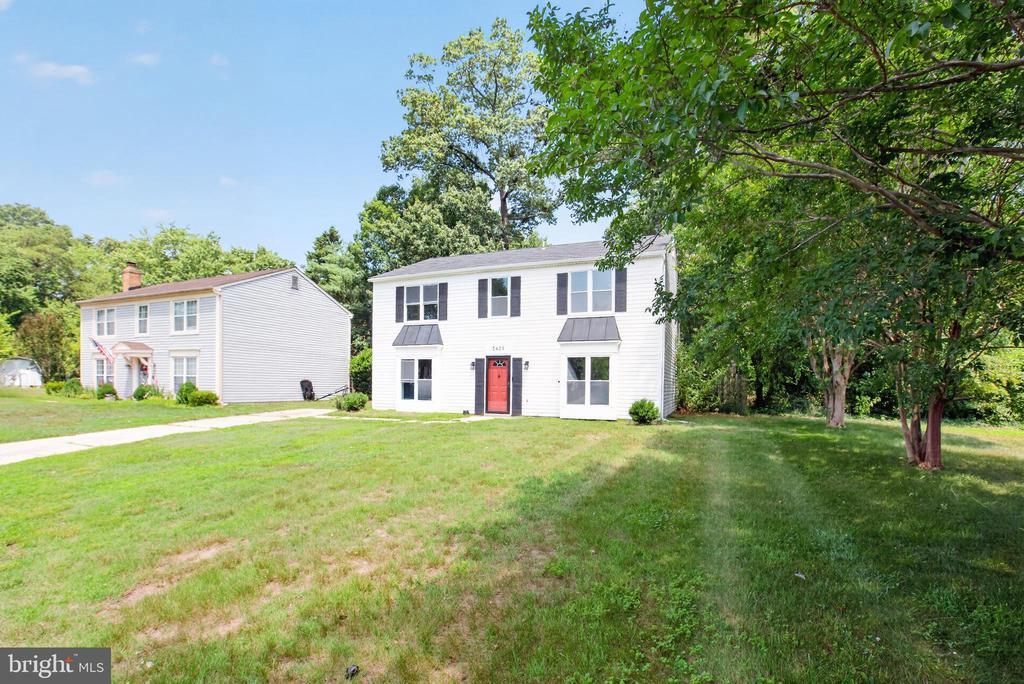 2421 YORK COURT