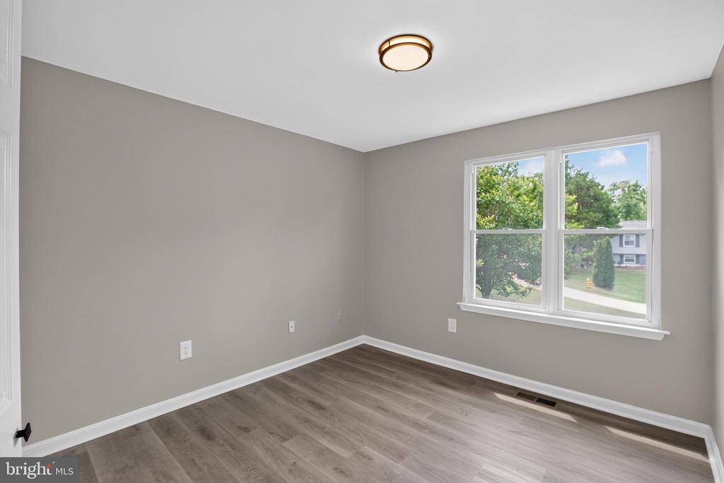 2421 YORK COURT