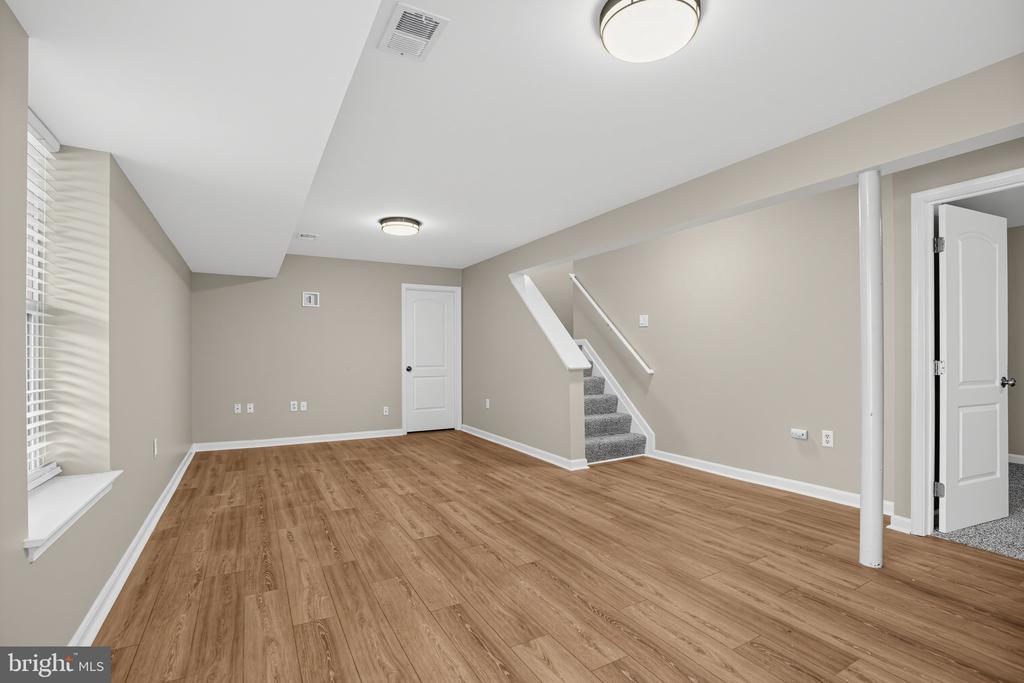 11484 AVENEL COURT
