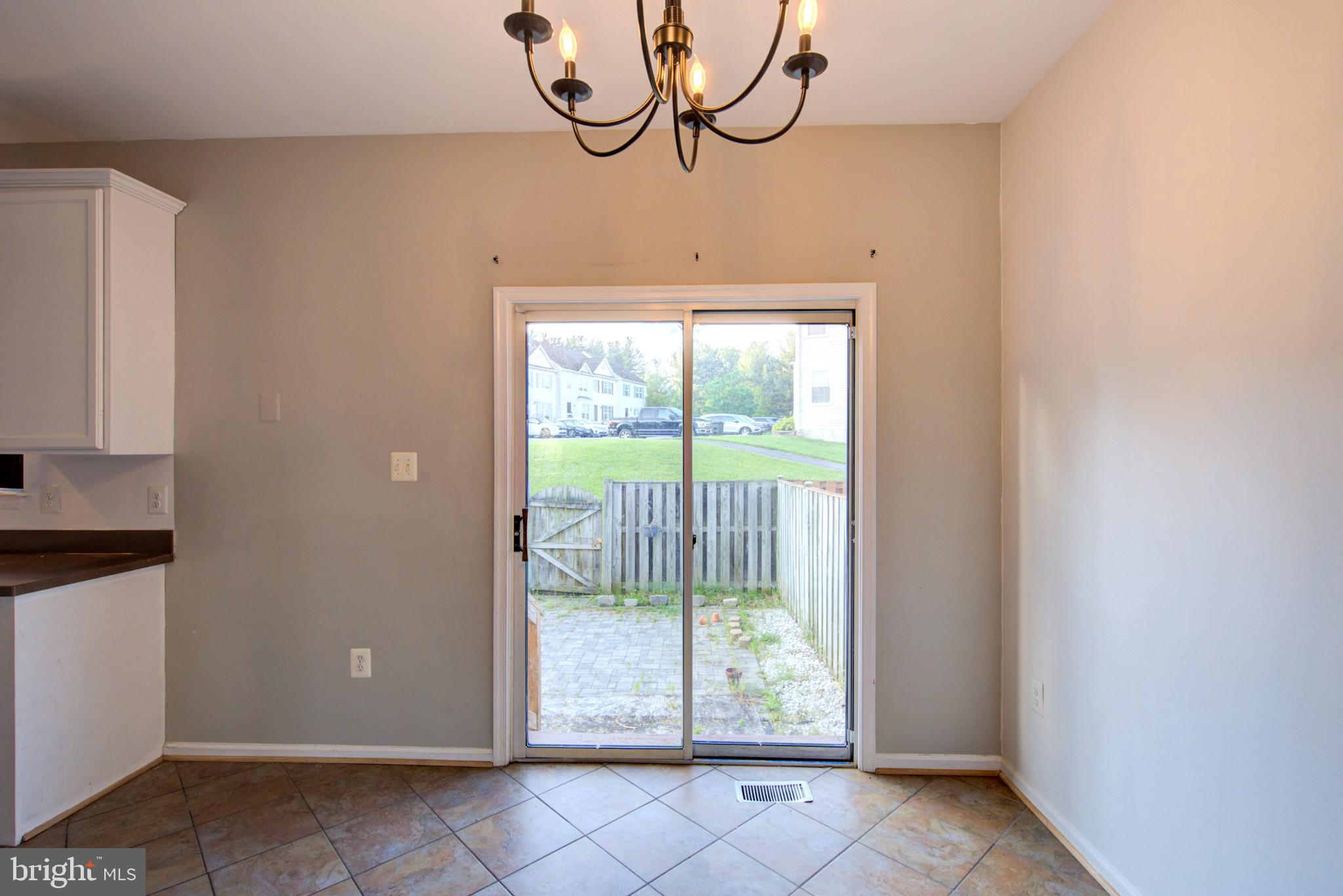 6111 PINE CREST LANE