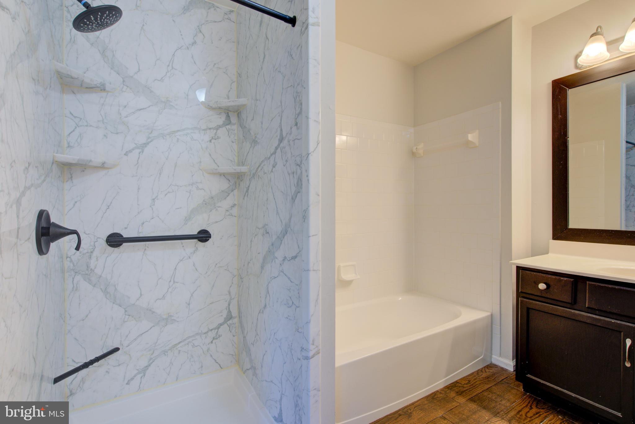 6111 PINE CREST LANE