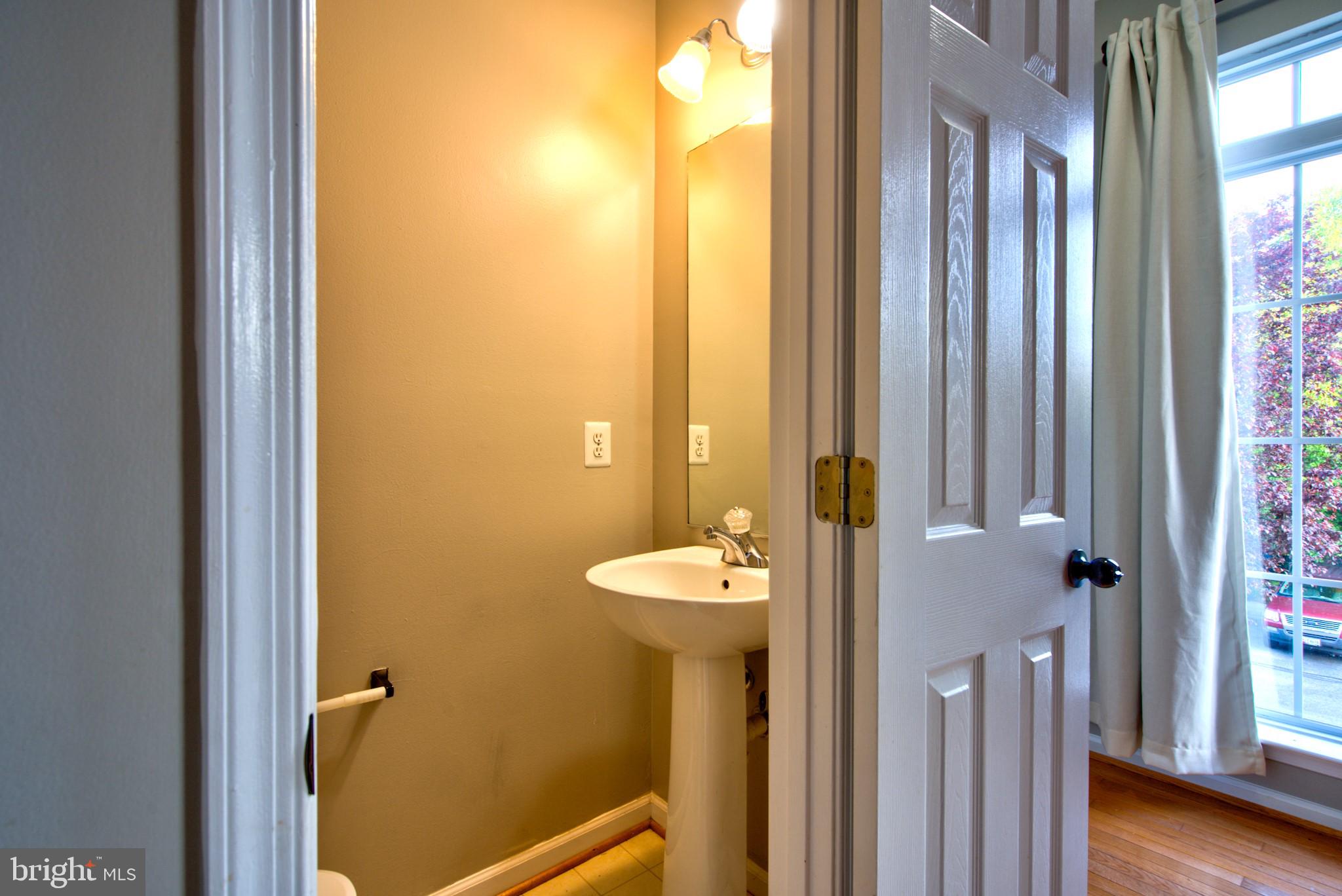 6111 PINE CREST LANE