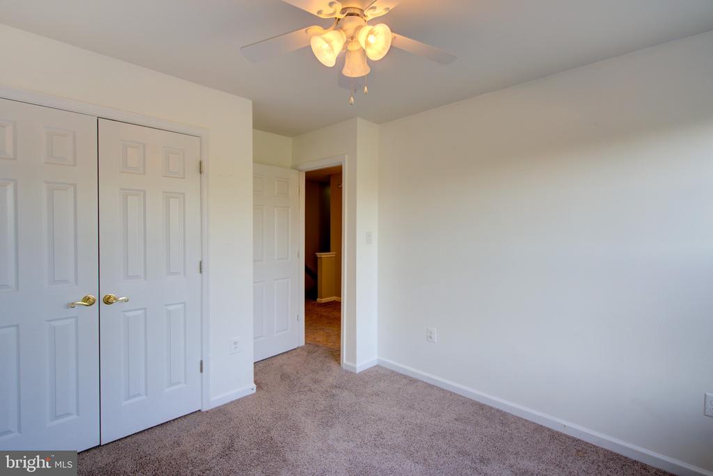 6111 PINE CREST LANE