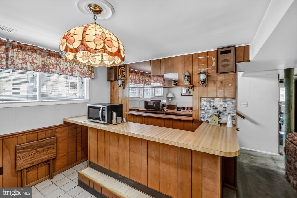 1943 CYPRESS DRIVE
