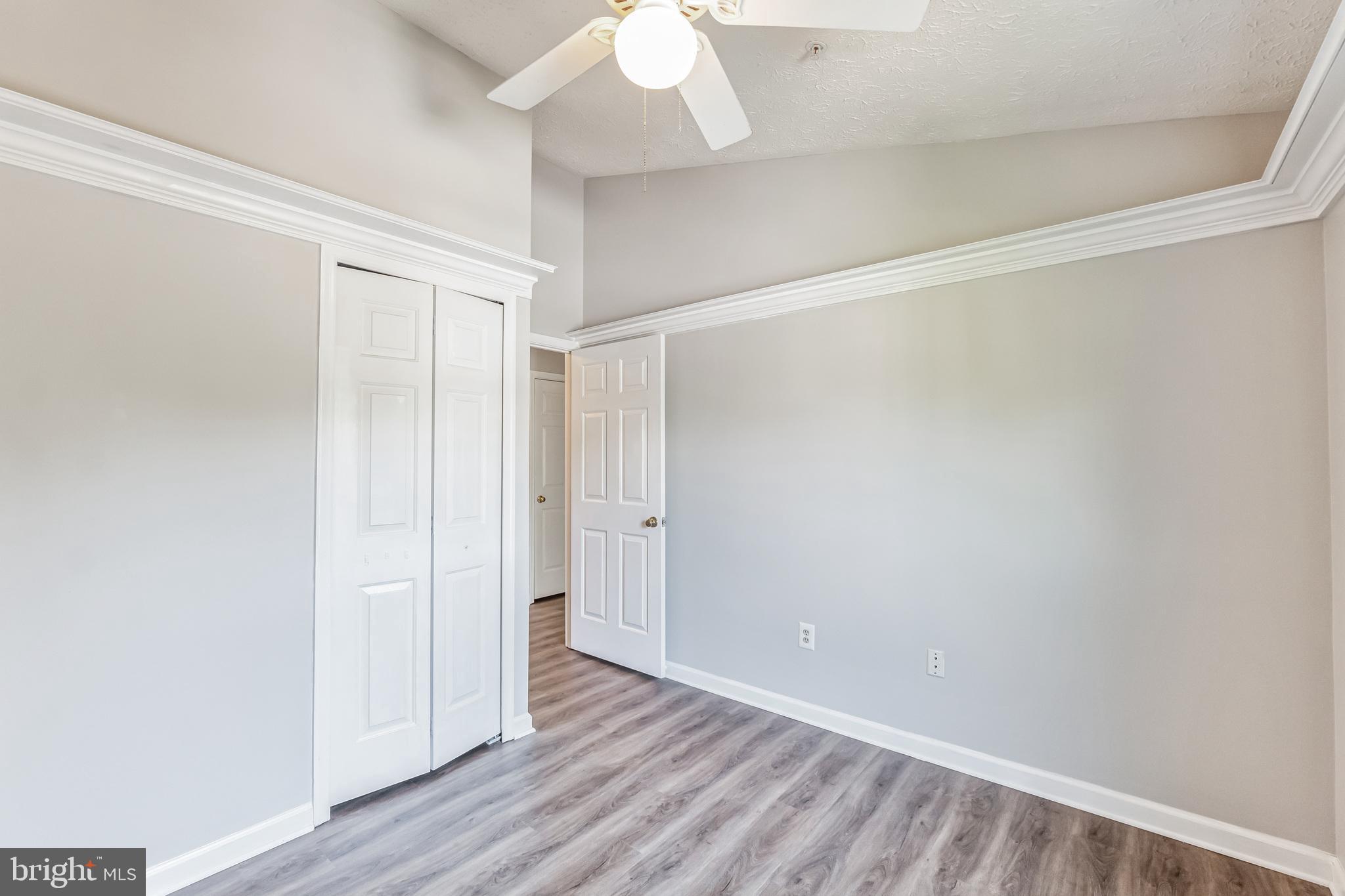 8728 CRESTHILL COURT