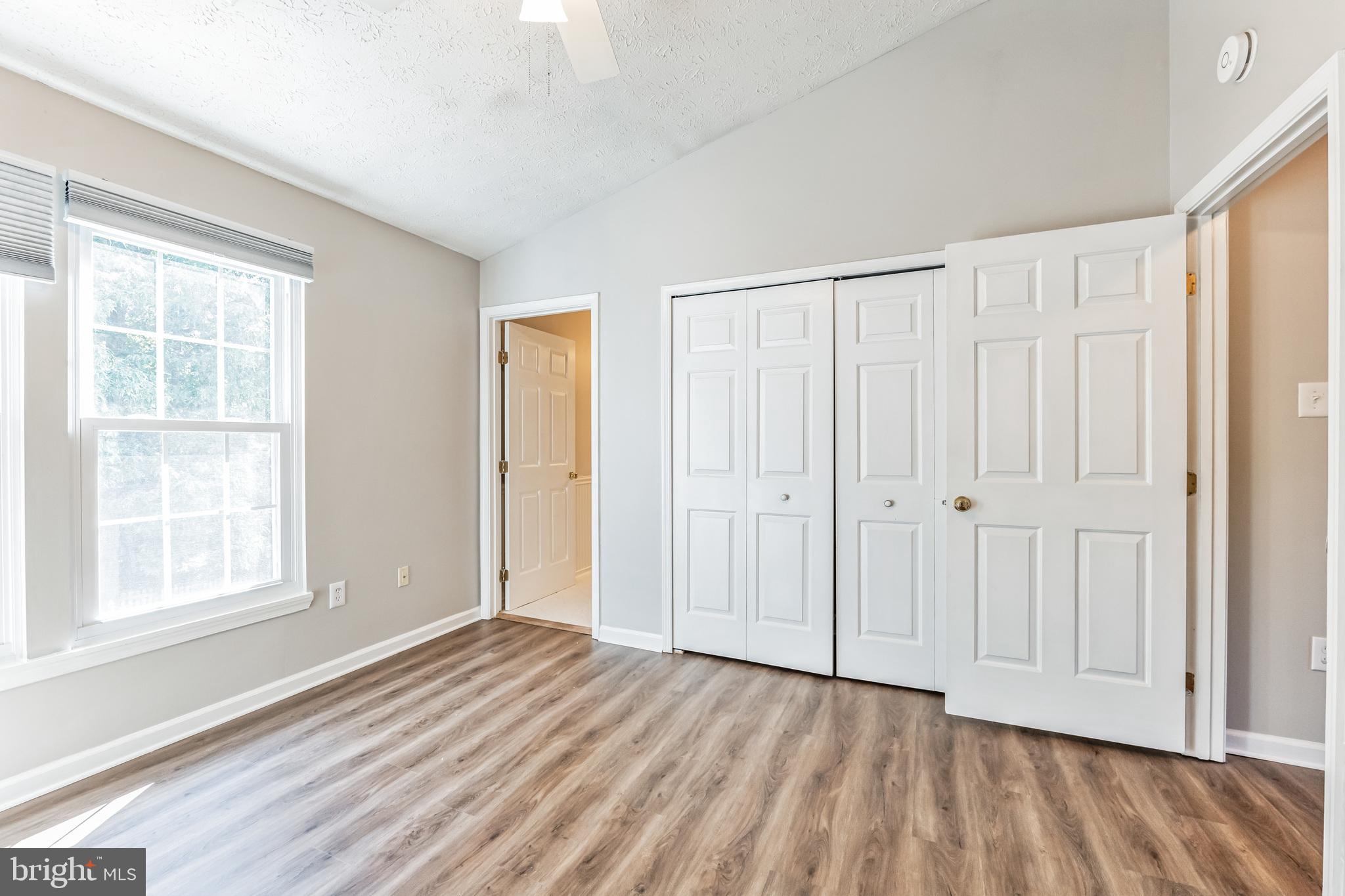 8728 CRESTHILL COURT