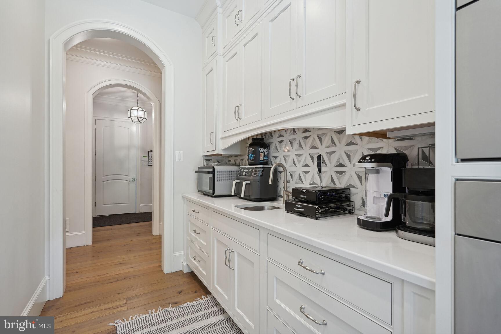 13951 HALLOWELL COURT