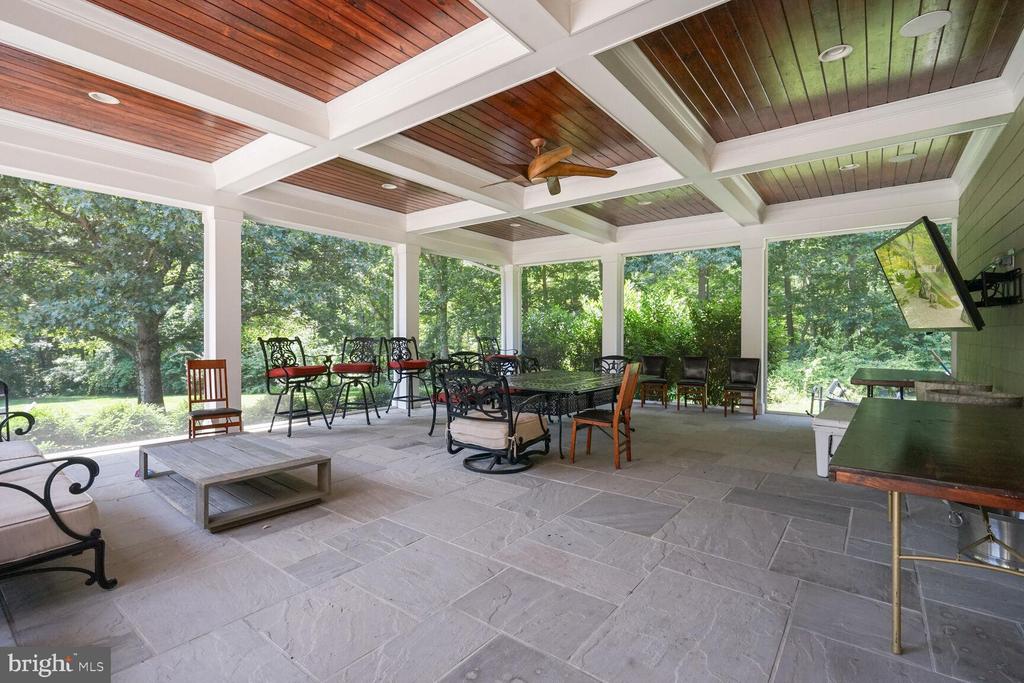 13951 HALLOWELL COURT