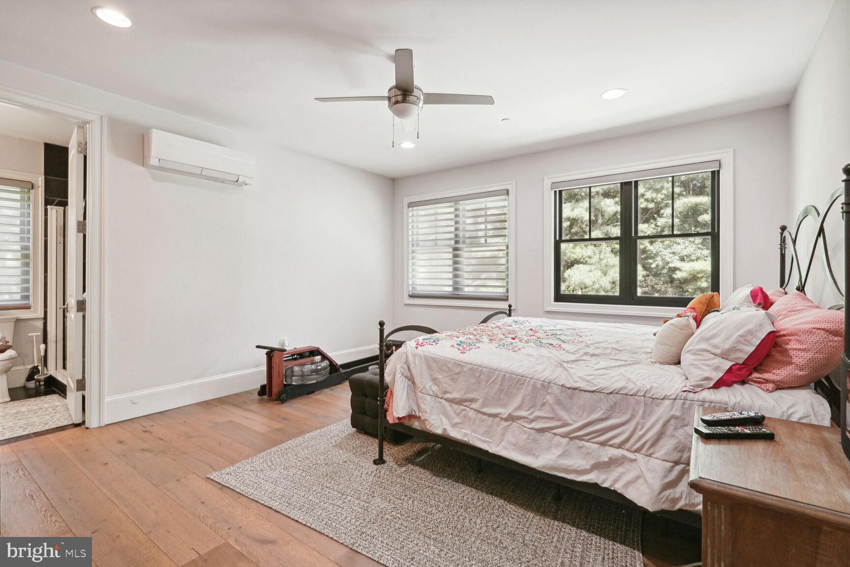 13951 HALLOWELL COURT