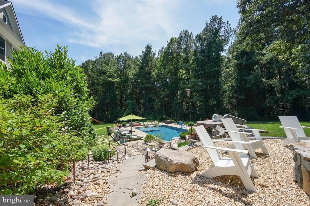 13951 HALLOWELL COURT