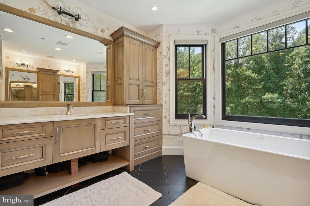 13951 HALLOWELL COURT