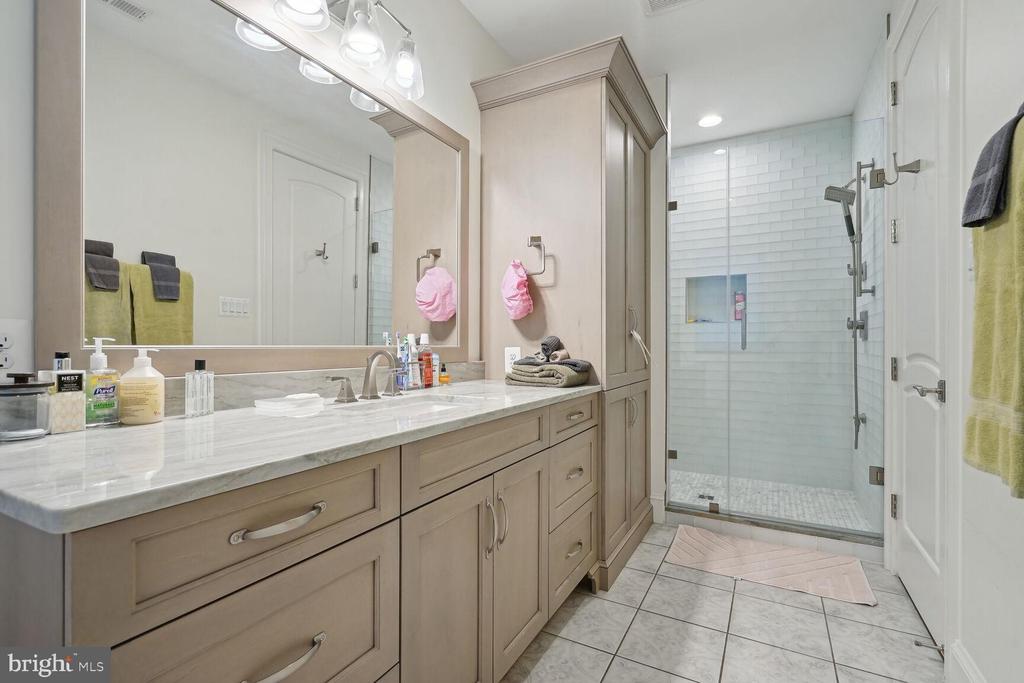 13951 HALLOWELL COURT