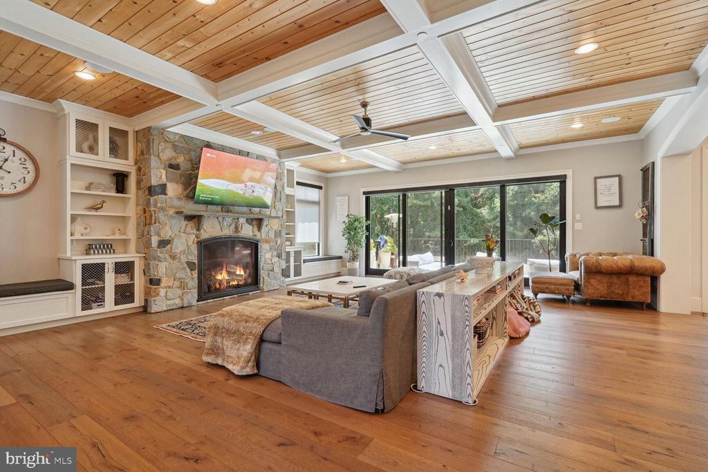 13951 HALLOWELL COURT