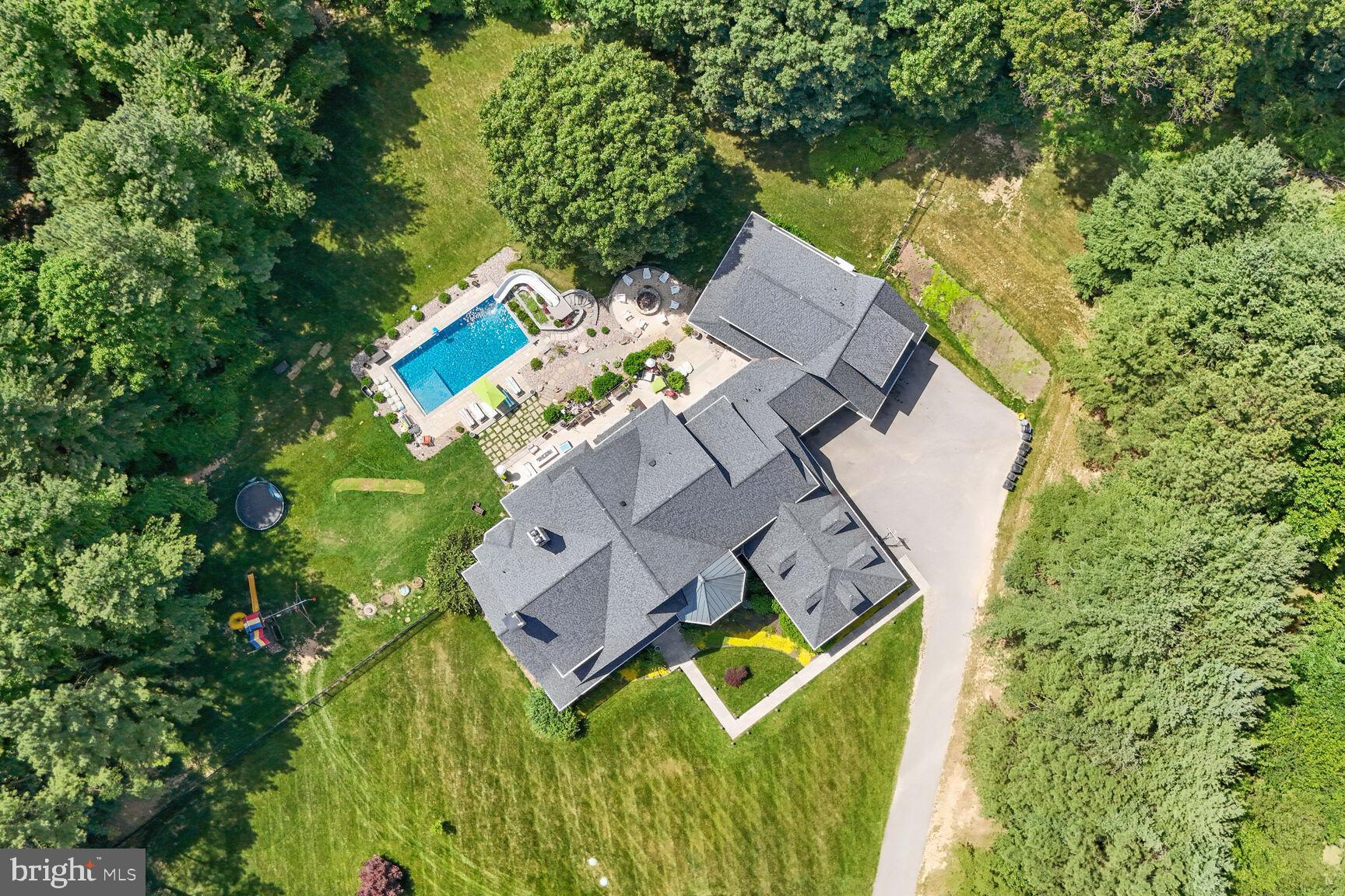 13951 HALLOWELL COURT