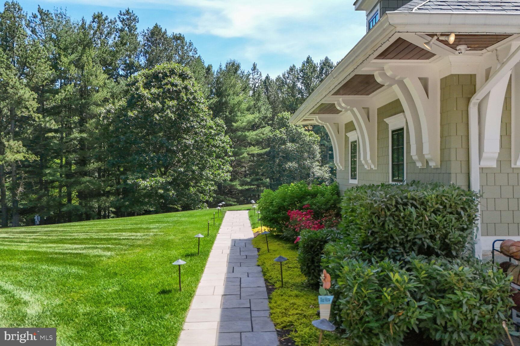 13951 HALLOWELL COURT