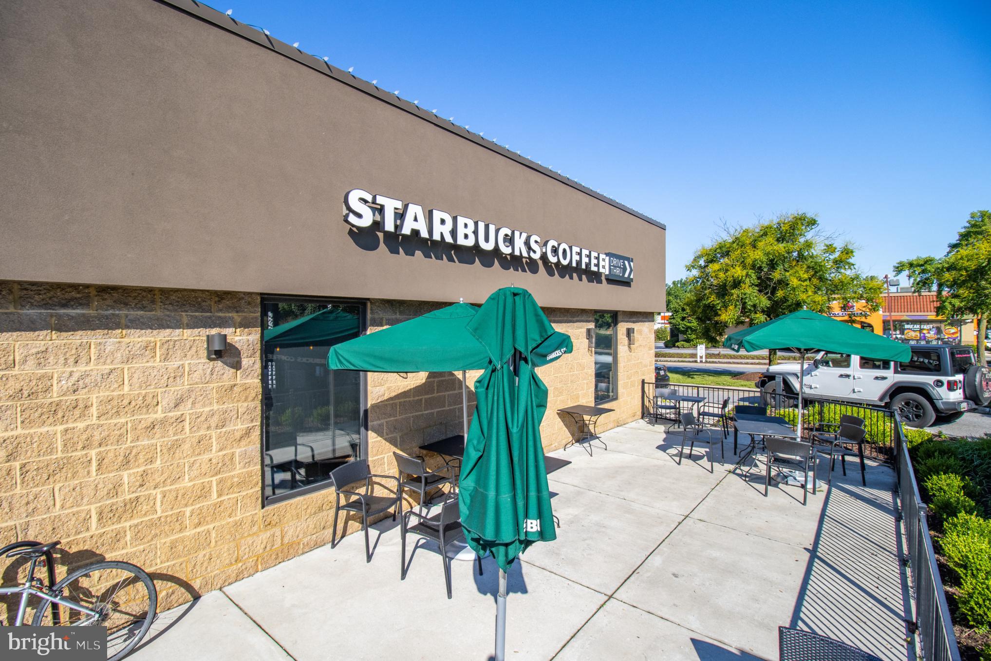 6913 CLOVERFIELD LANE