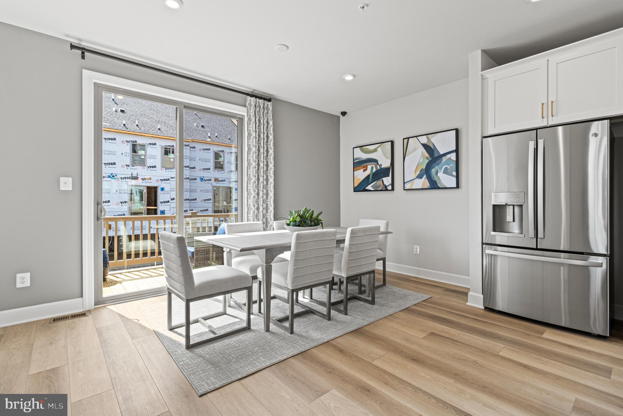 6913 CLOVERFIELD LANE