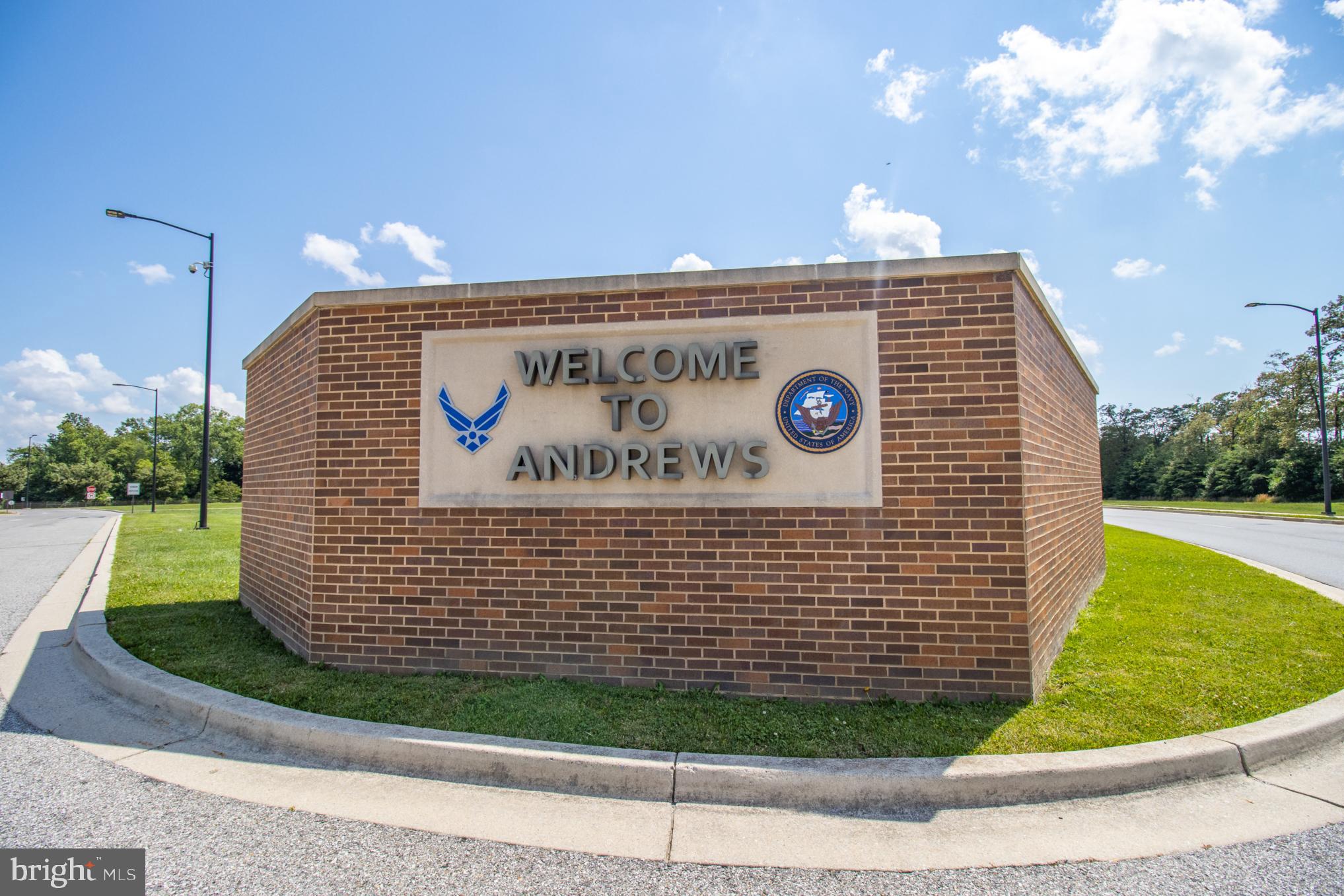 6913 CLOVERFIELD LANE