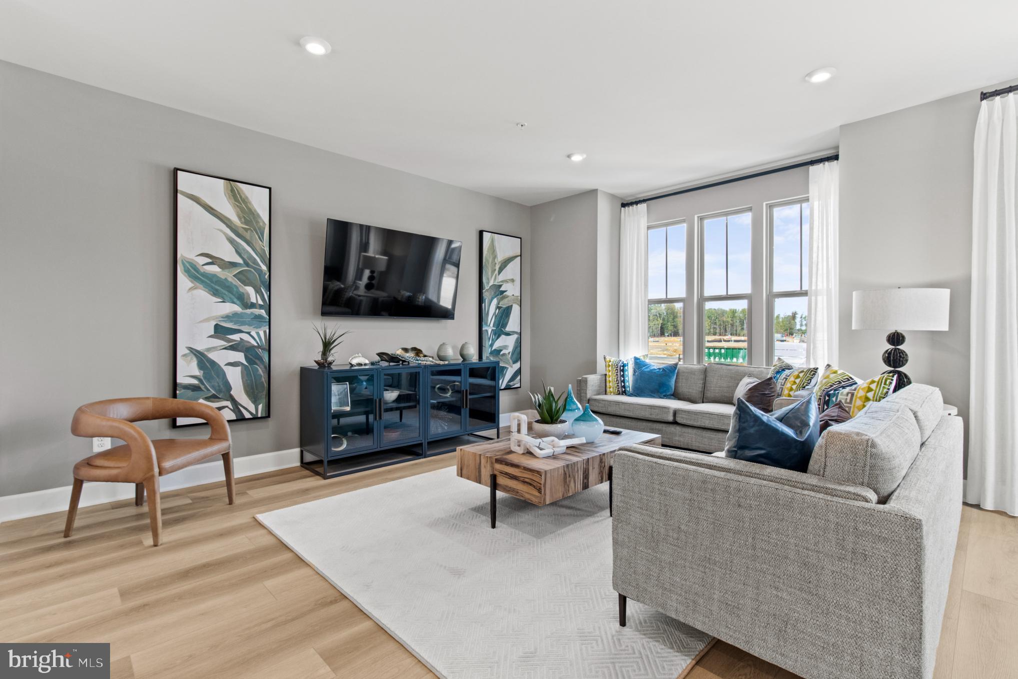 6913 CLOVERFIELD LANE