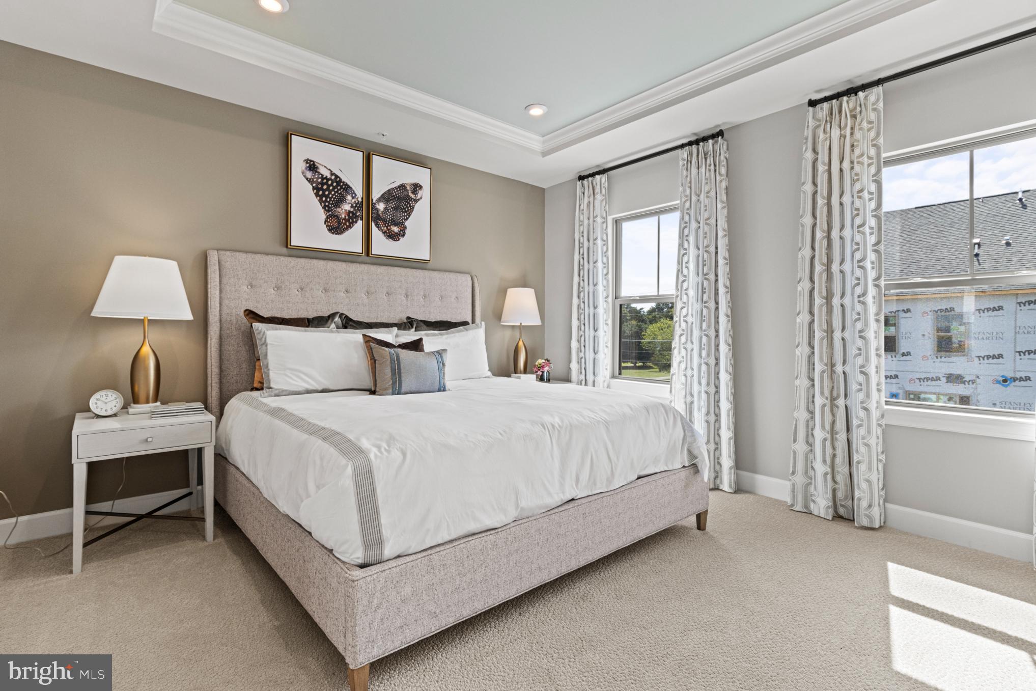 6913 CLOVERFIELD LANE