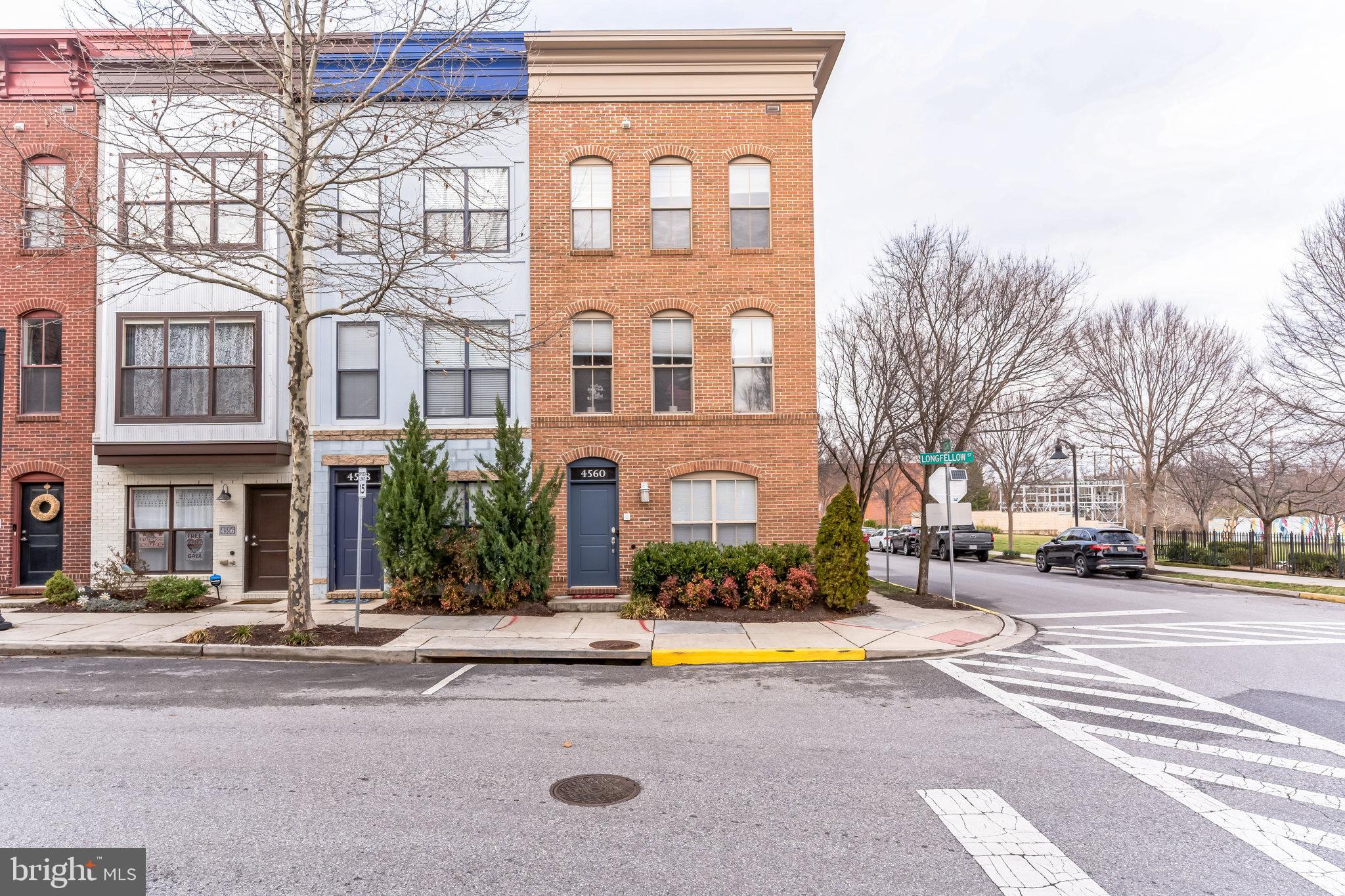 4560 LONGFELLOW STREET