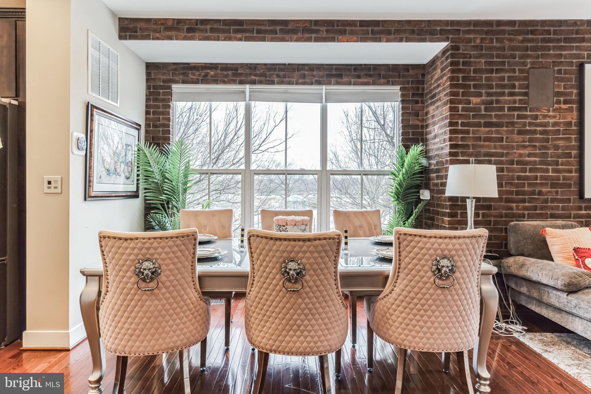 4560 LONGFELLOW STREET