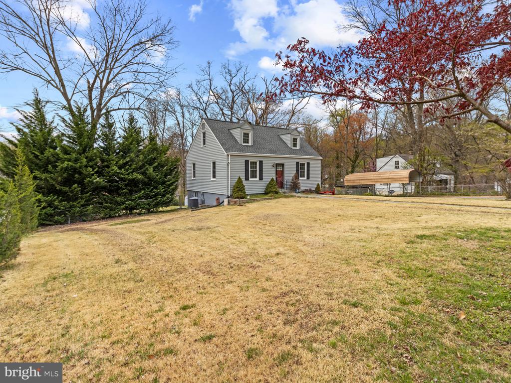 9009 TAYLOR LANE