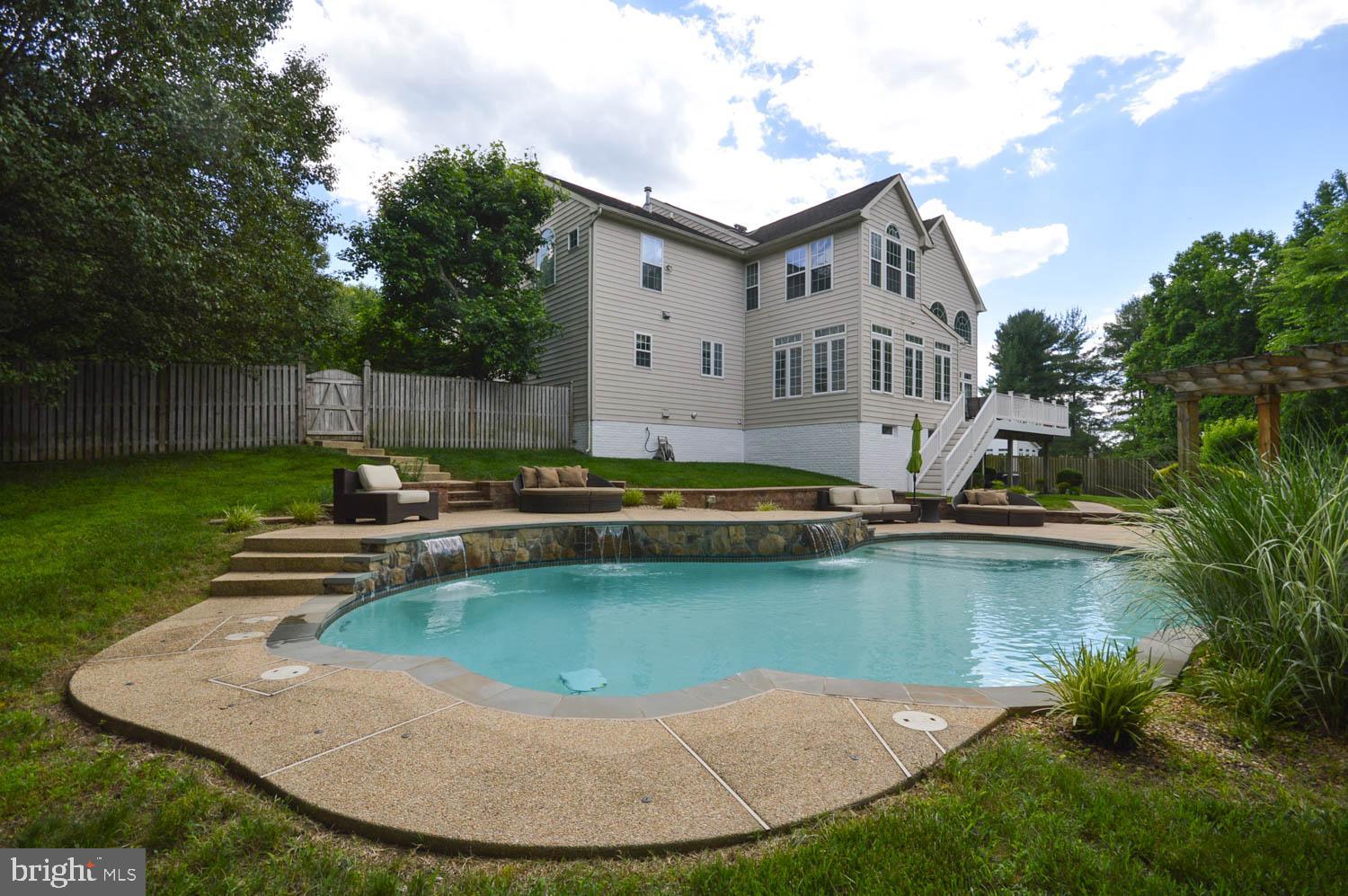 7005 BRENTWOOD DRIVE