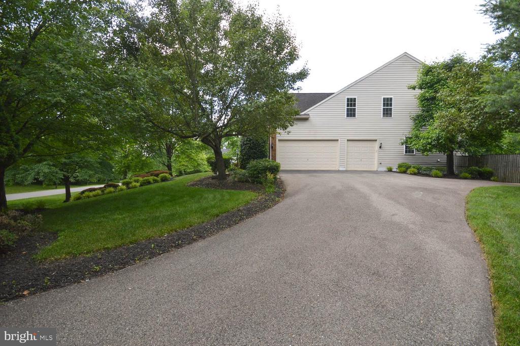 7005 BRENTWOOD DRIVE