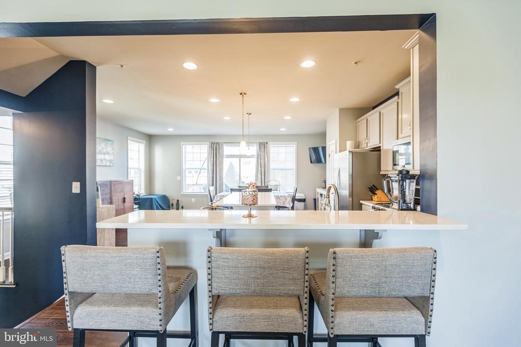9067 FOX STREAM WAY