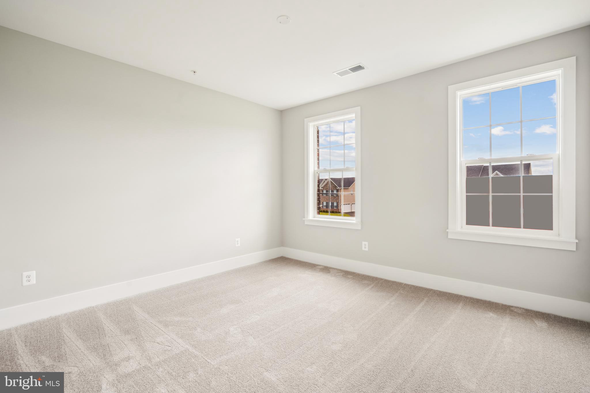 3906 DIPLOMAT AVENUE