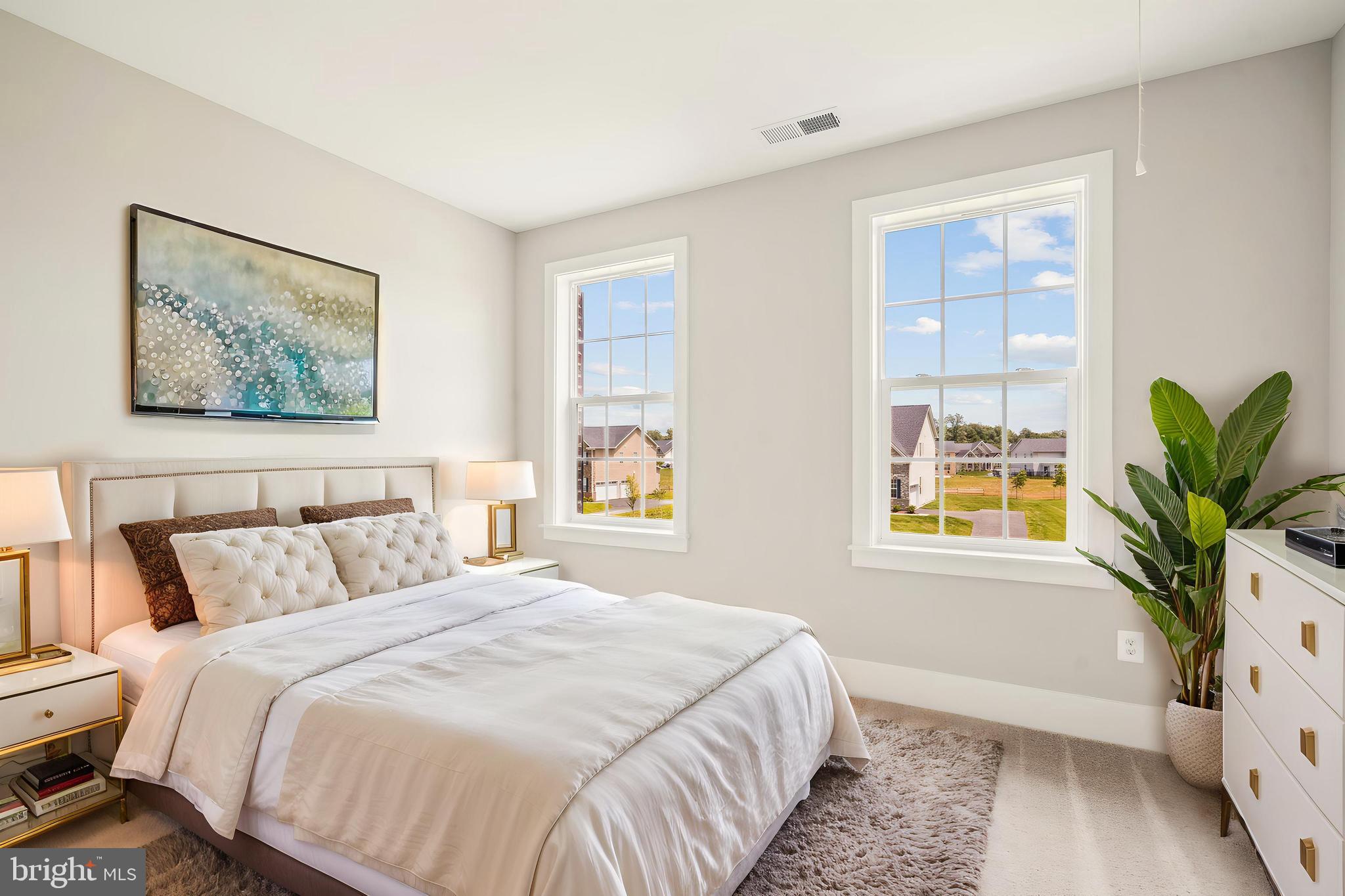 3906 DIPLOMAT AVENUE