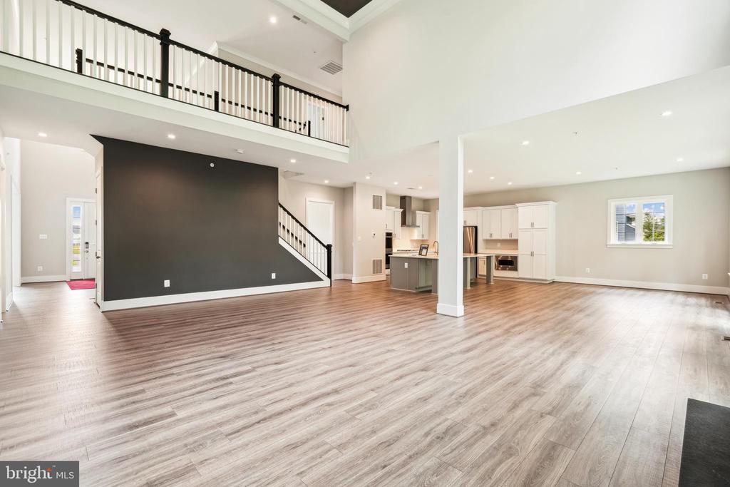 3906 DIPLOMAT AVENUE