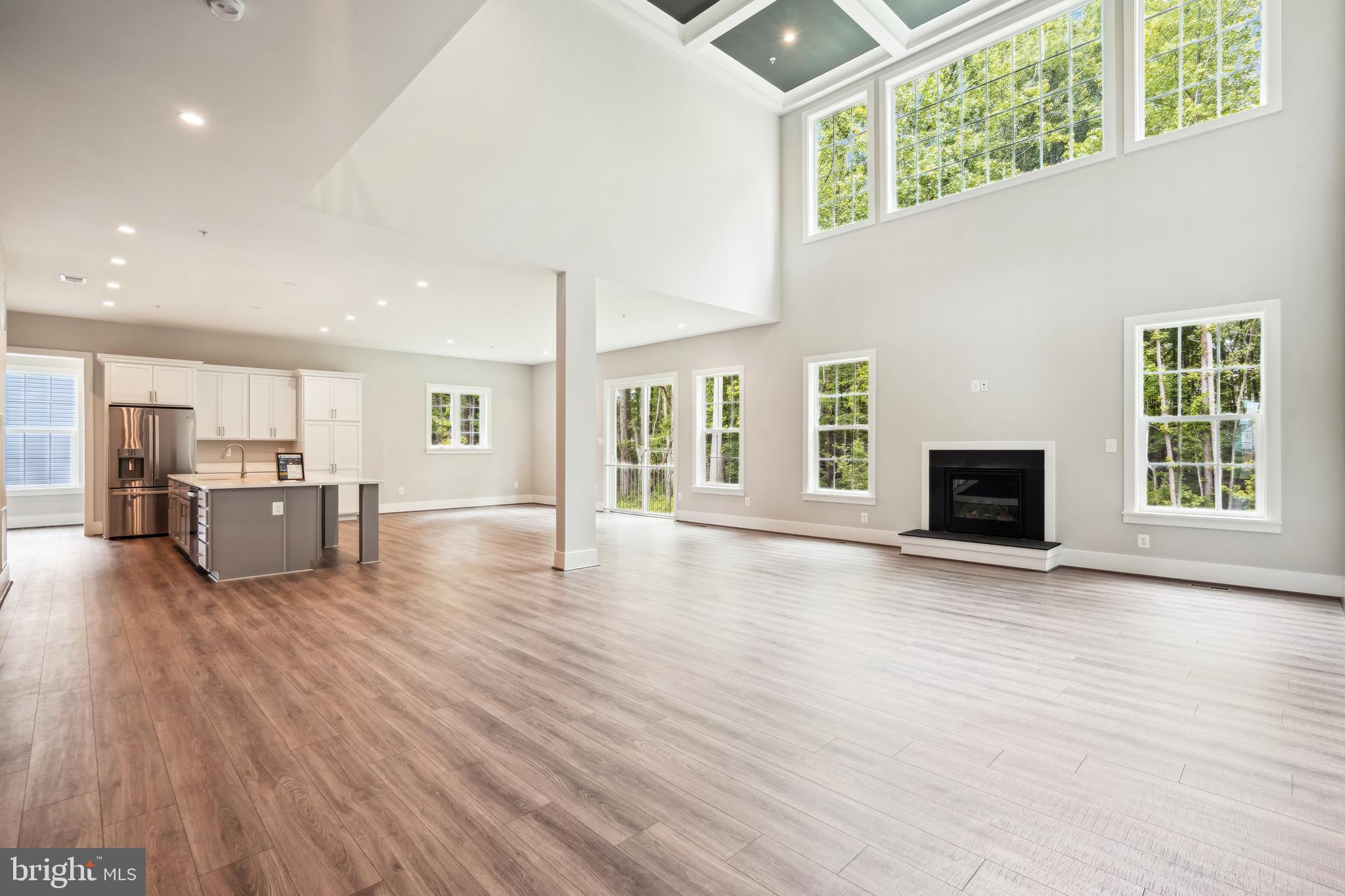 3906 DIPLOMAT AVENUE