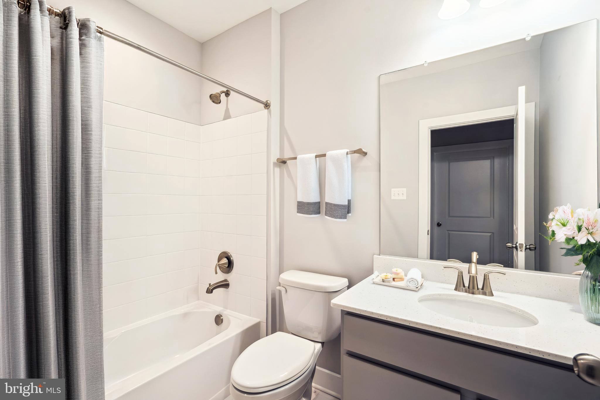 3906 DIPLOMAT AVENUE