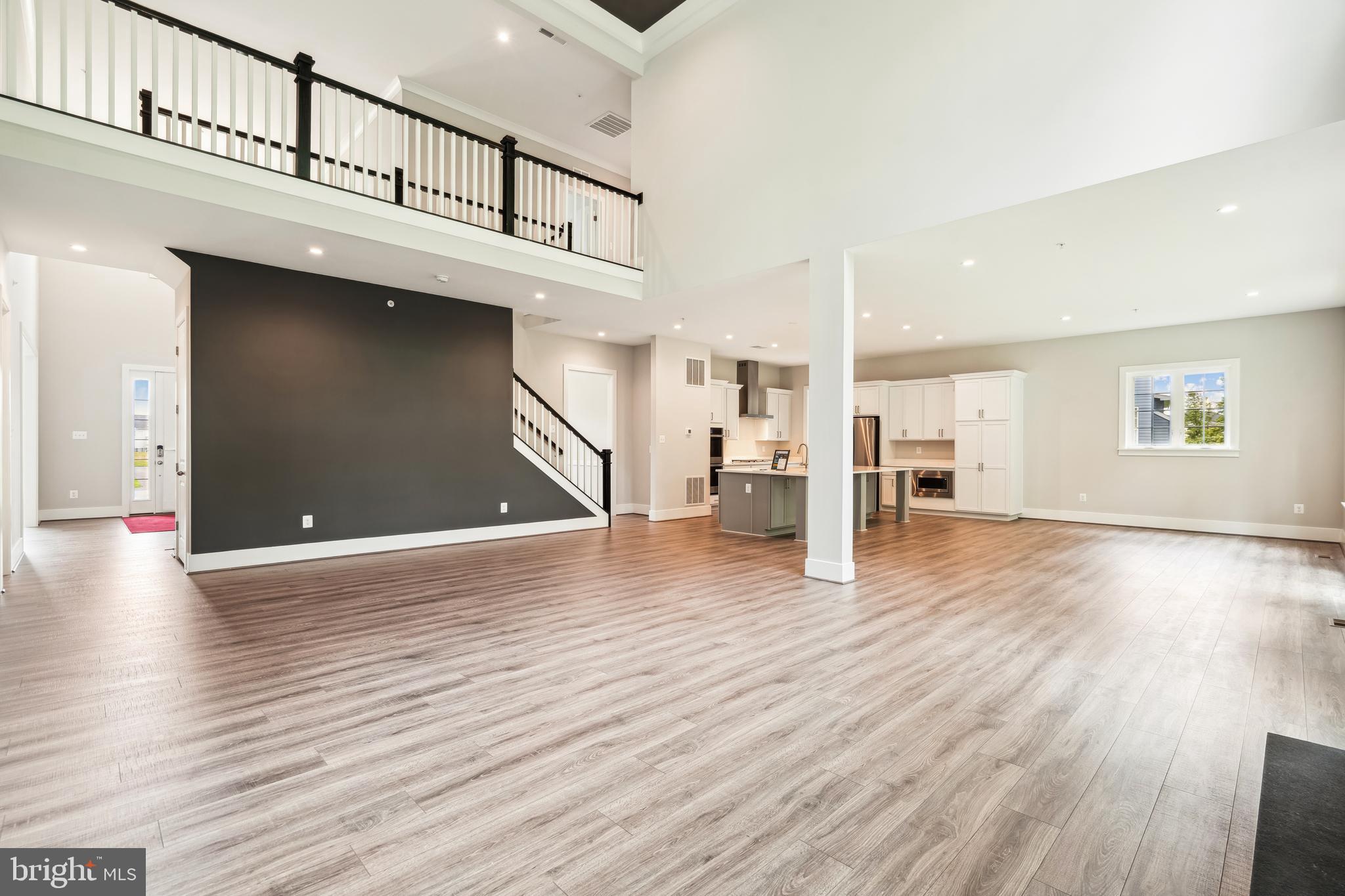 3906 DIPLOMAT AVENUE