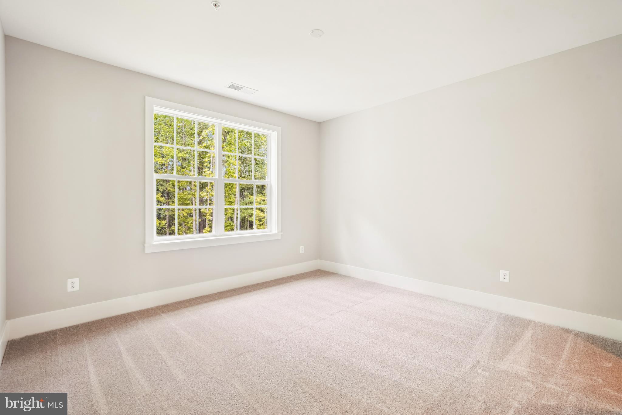 3906 DIPLOMAT AVENUE