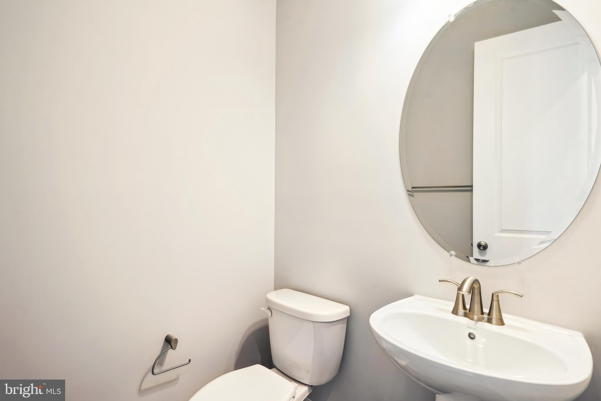 3906 DIPLOMAT AVENUE