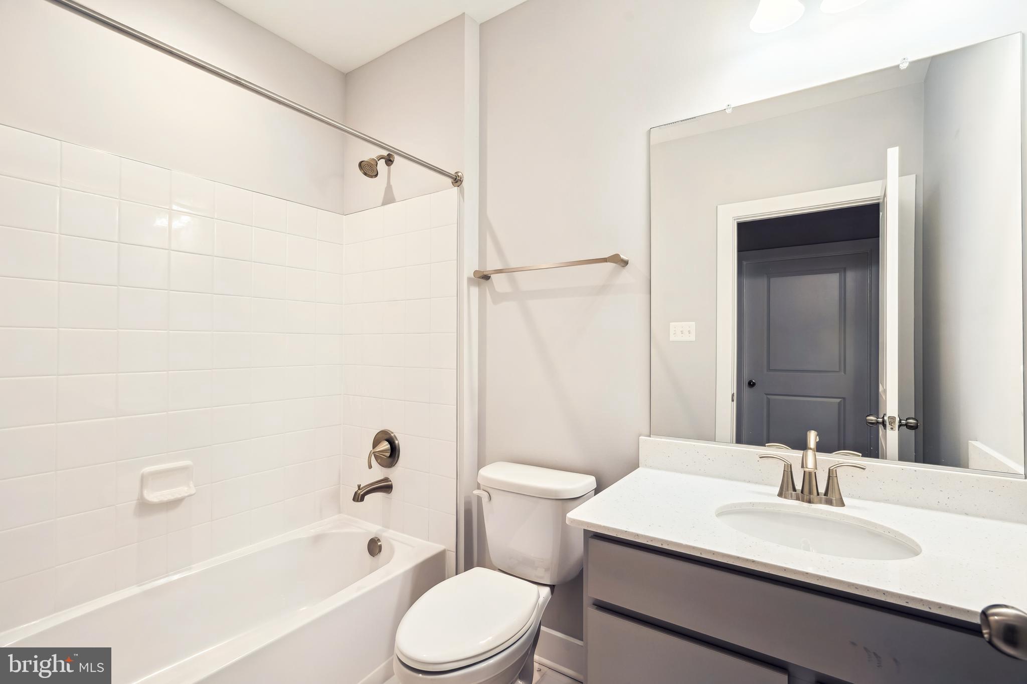 3906 DIPLOMAT AVENUE