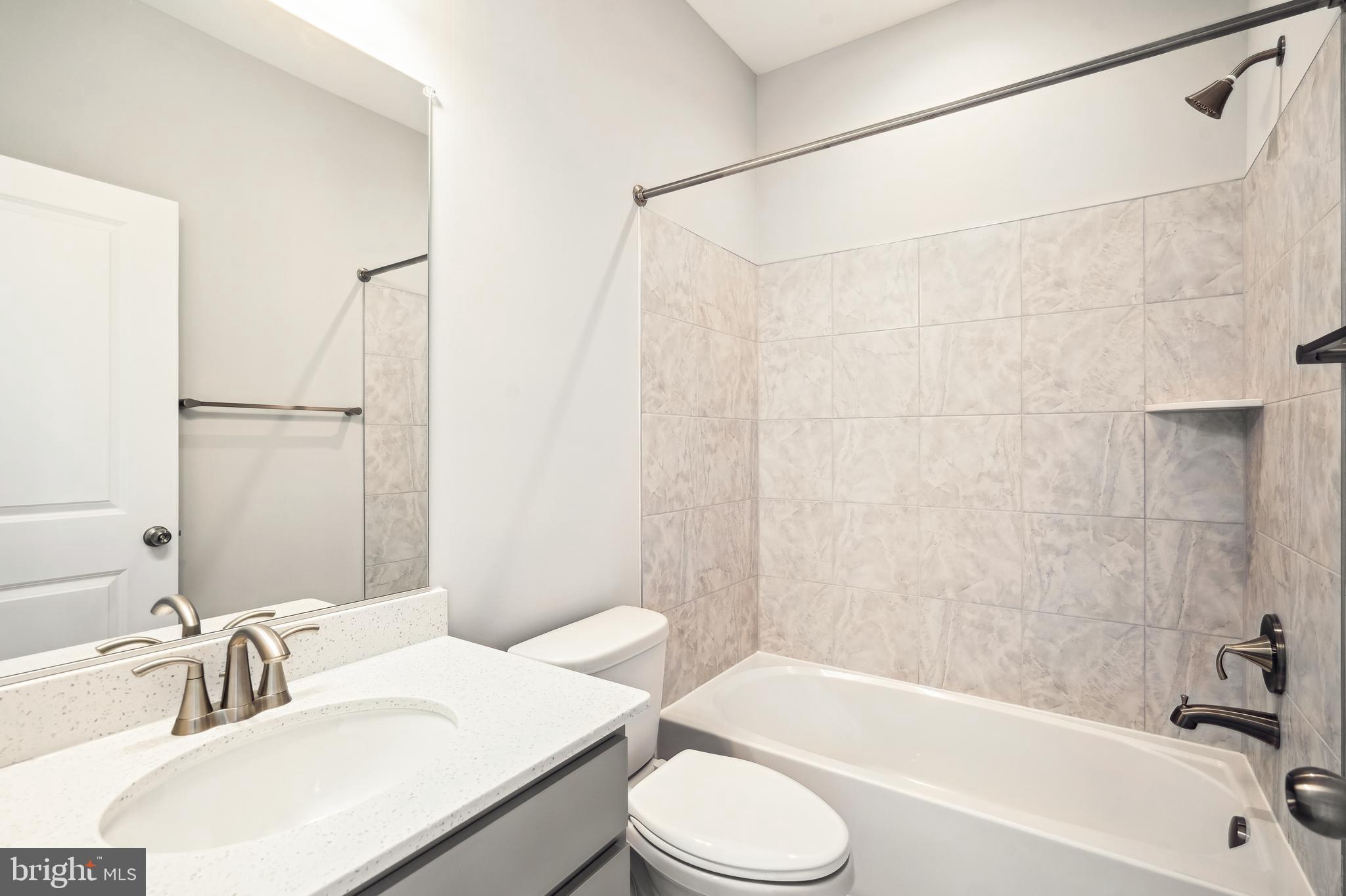 3906 DIPLOMAT AVENUE