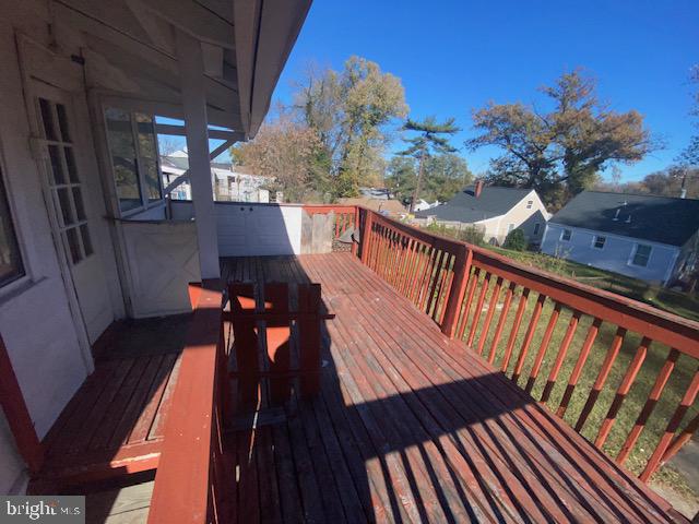 1226 LARCHMONT AVENUE