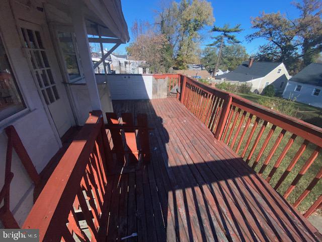 1226 LARCHMONT AVENUE