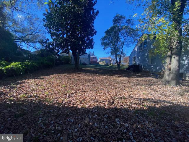 1226 LARCHMONT AVENUE