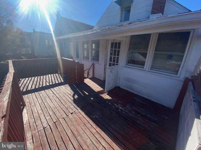 1226 LARCHMONT AVENUE