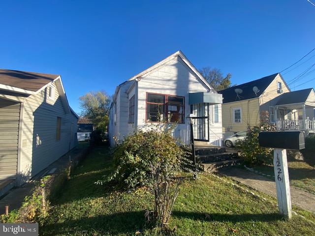 1226 LARCHMONT AVENUE