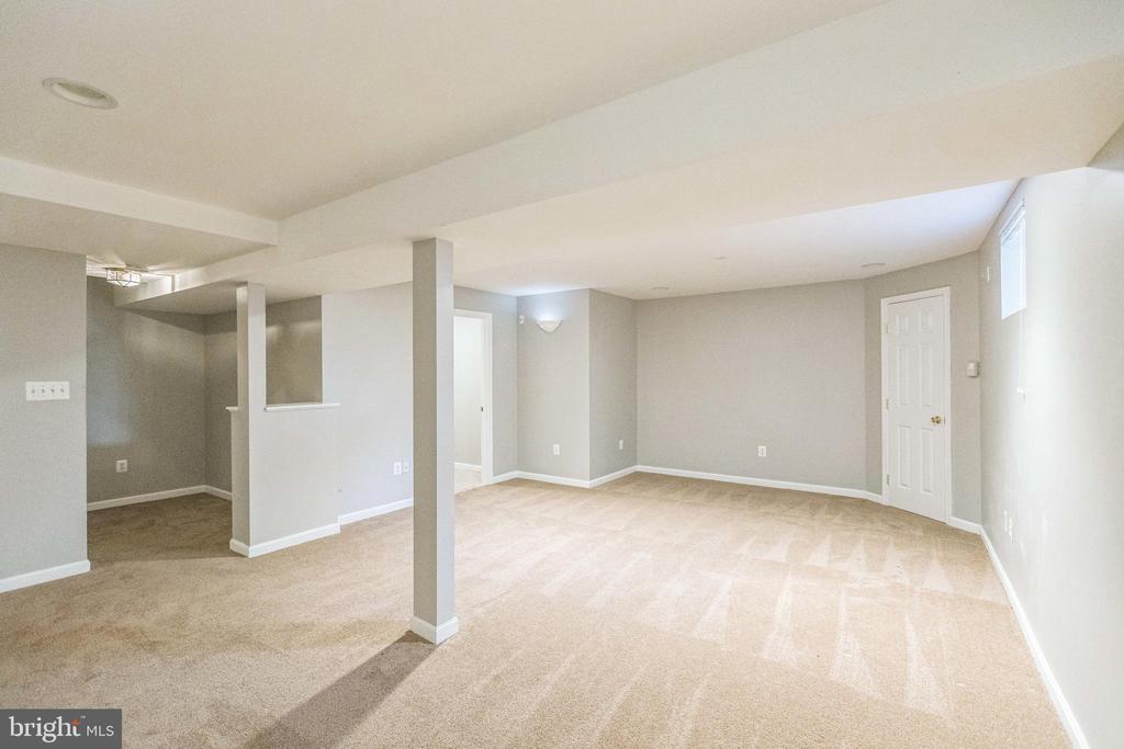 2507 ATRIUM COURT