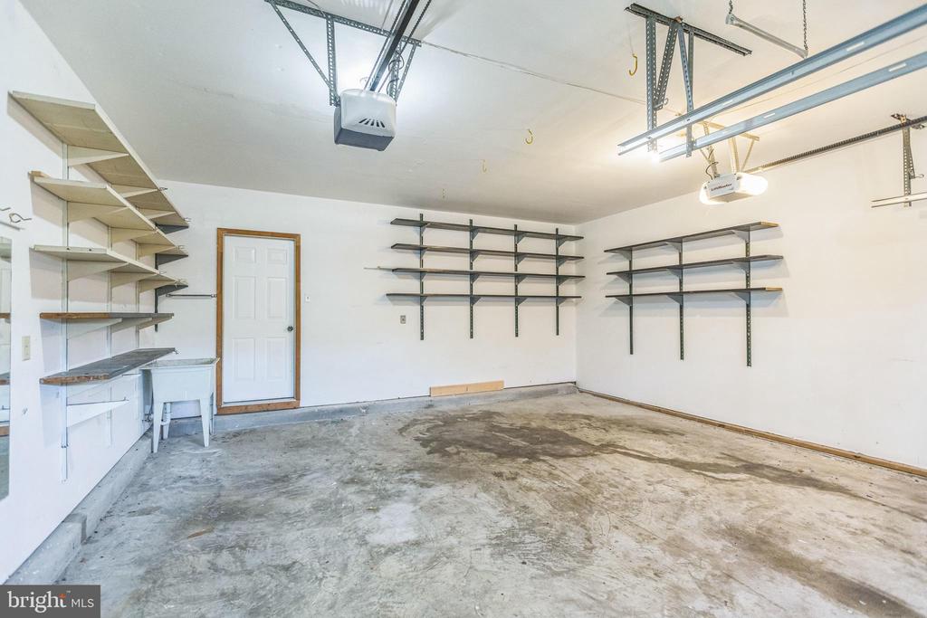 2507 ATRIUM COURT