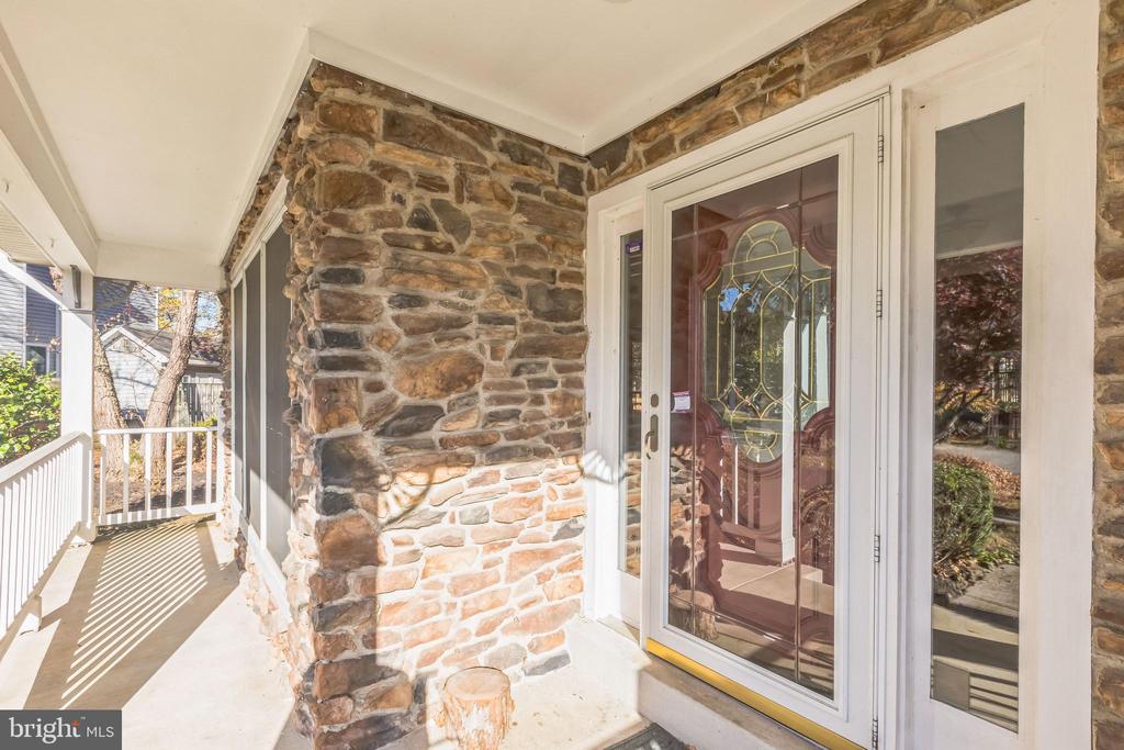 2507 ATRIUM COURT